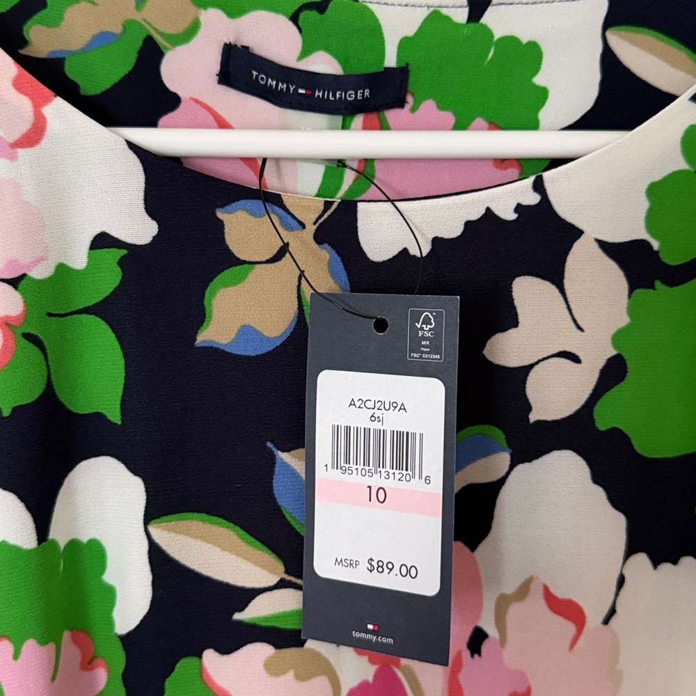 Tommy Hilfiger dress - Picture 3 of 5